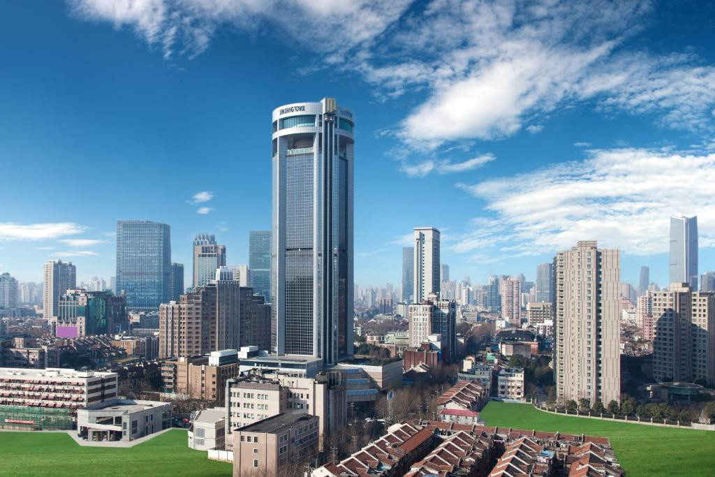 JIN JIANG TOWER