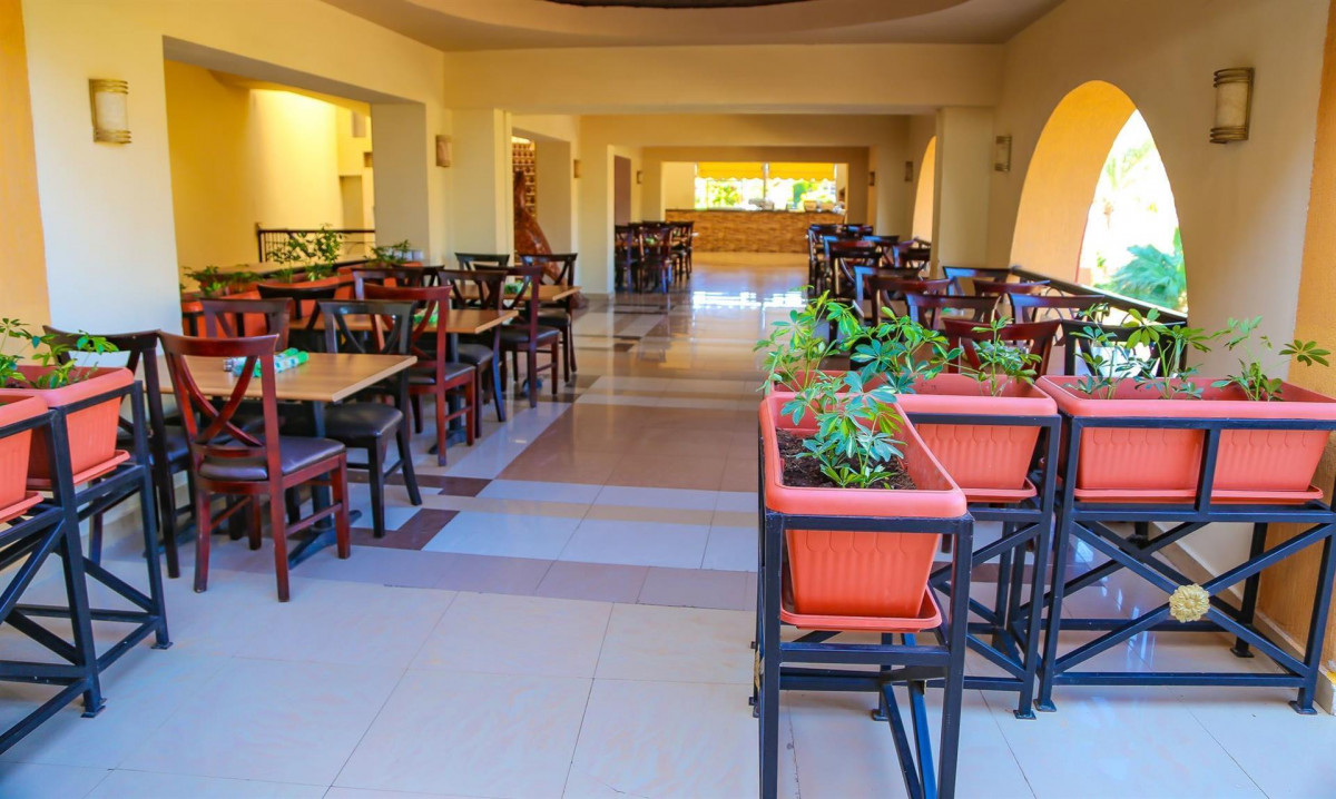 REHANA ROYAL BEACH RESORT AQUA PARK & SPA