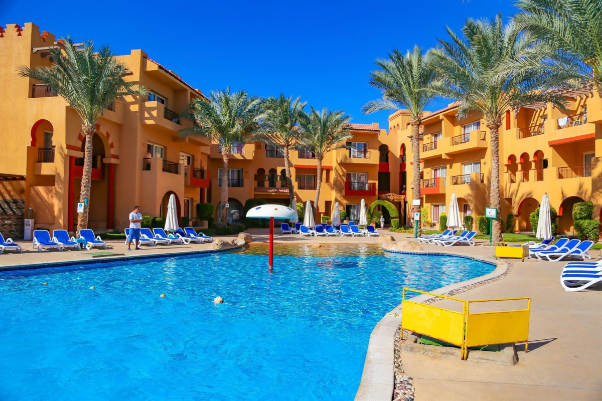 REHANA ROYAL BEACH RESORT AQUA PARK & SPA