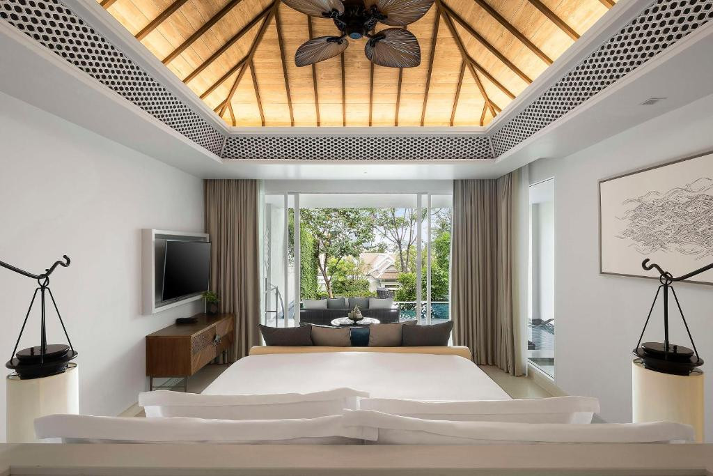 BANYAN TREE KRABI