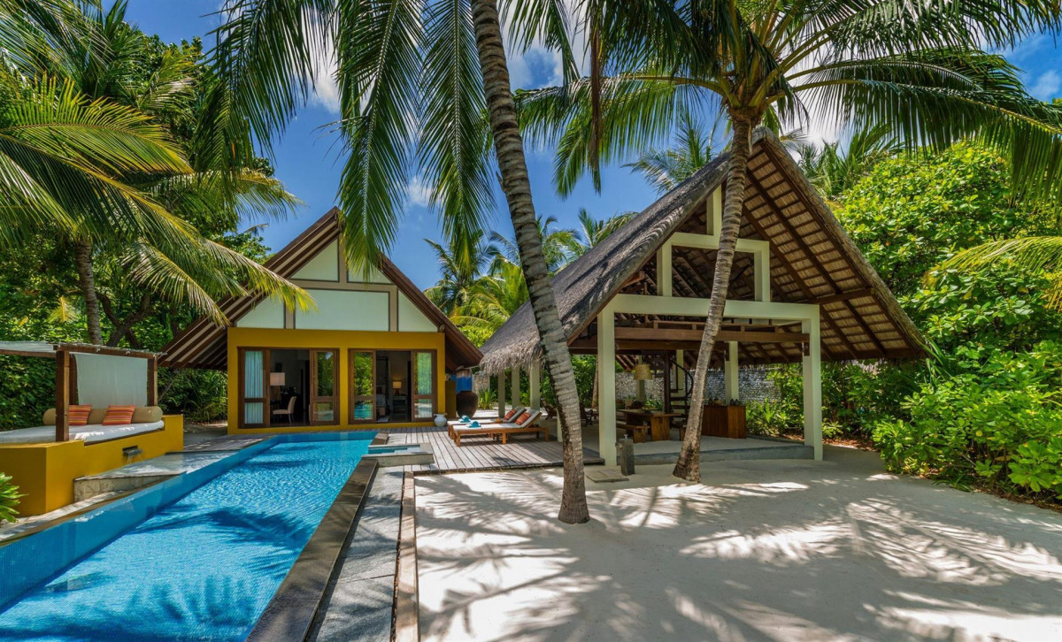 FOUR SEASONS RESORT LANDAA GIRAVARU