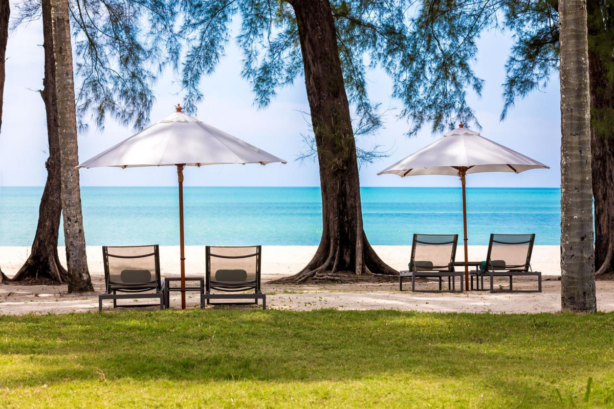 OUTRIGGER KHAO LAK BEACH RESORT