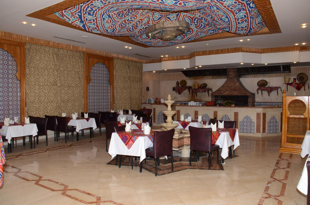REHANA ROYAL BEACH RESORT AQUA PARK & SPA