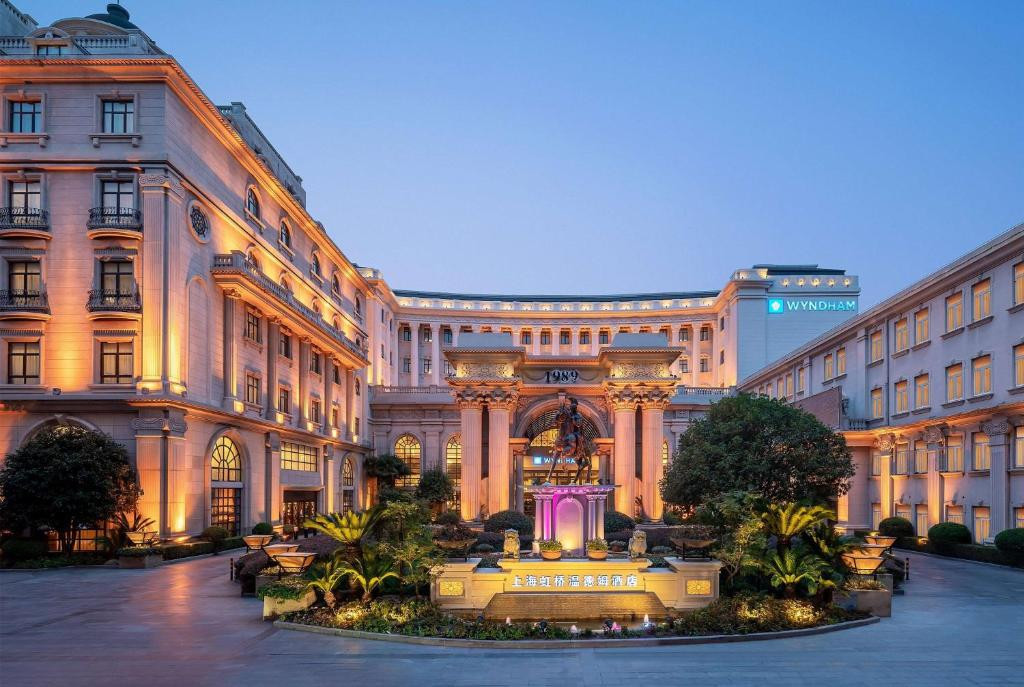 WYNDHAM SHANGHAI HONGQIAO