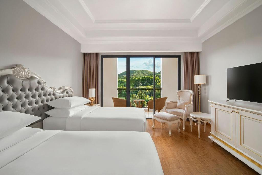 NHA TRANG MARRIOTT RESORT & SPA HON TRE ISLAND
