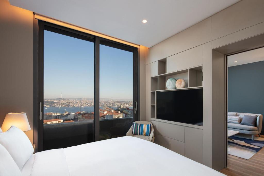 LOKALIST ISTANBUL A TRIBUTE PORTFOLIO HOTEL