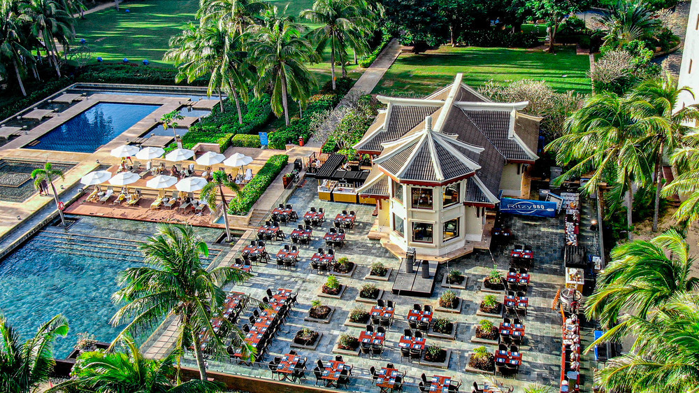 THE RITZ-CALRTON SANYA YALONG BAY