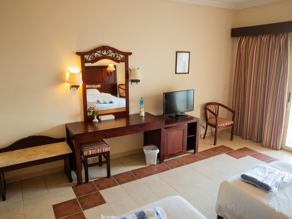 BRAYKA BAY RESORT