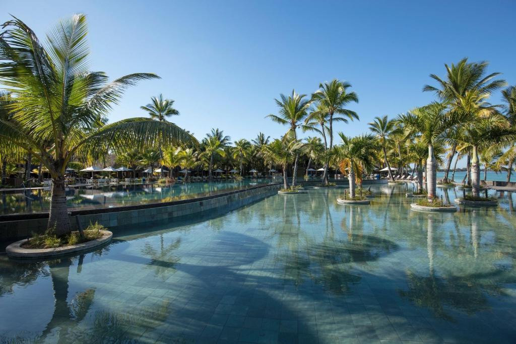 TROU AUX BICHES BEACHCOMBER