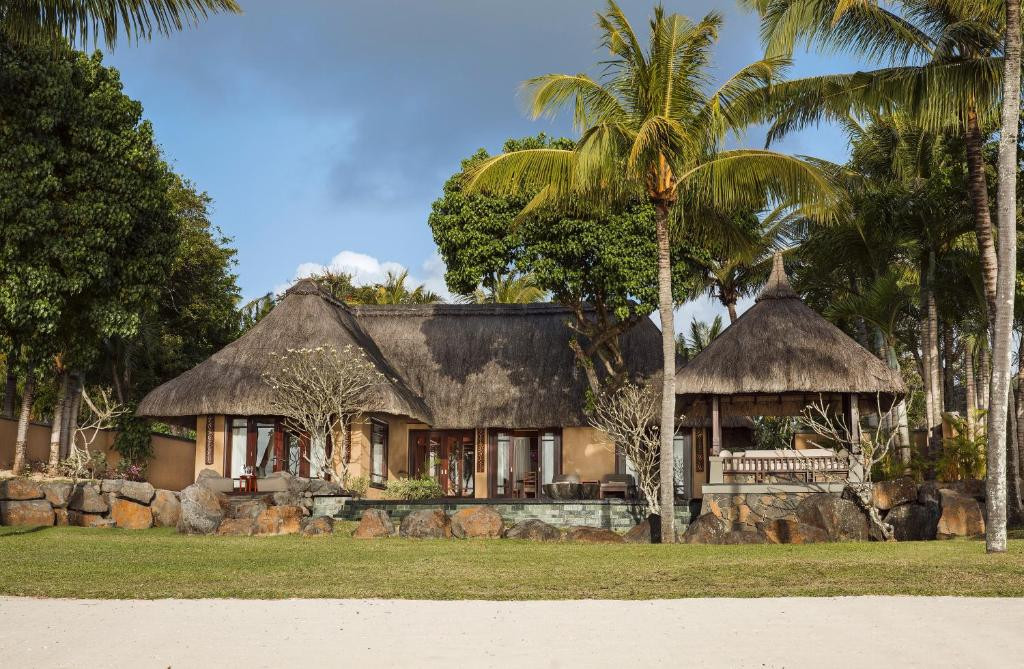 SHANTI MAURICE RESORT & SPA